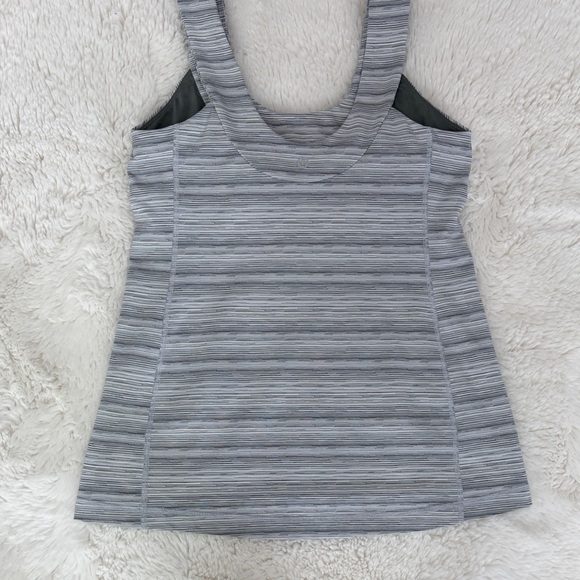 Lululemon,Size 10,Gray Striped Women's Top - Picture 11 of 16